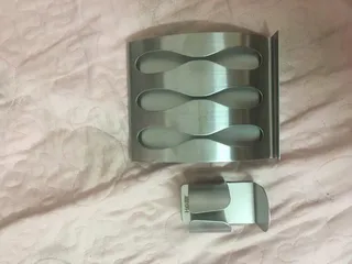 Ảnh đánh giá Kệ Inox Dán Tường Đựng Bàn Chải Đánh Răng Hobby - Giải Pháp Tiện Lợi Cho Không Gian Nhà Tắm Ngăn Nắp, Chịu Nhiệt Chống Gỉ 304