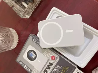 Ảnh đánh giá Pin sạc dự phòng không dây từ tính Remax RPP-65 10000mAh 15W - Sạc nhanh Magsafe tiện lợi, dùng cho iPhone & thiết bị di động