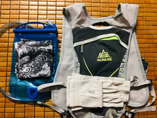 Ảnh đánh giá Balo Thể Thao Đeo Bụng Aonijie E885 Kèm Vest Nước 1.5L - Chất Liệu Nylon Chống Nước, Phản Quang An Toàn Khi Tập Gym, Chạy Bộ