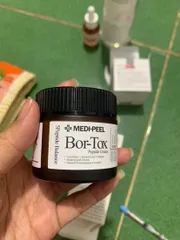 Ảnh đánh giá Kem Dưỡng Căng Bóng Da Medi-Peel Bor-Tox Peptide Cream 50gr - Dưỡng ẩm, trẻ hóa, giảm nếp nhăn, làm mềm mịn da, sản phẩm Hàn Quốc.