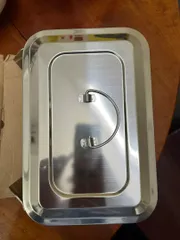 Ảnh đánh giá Hộp Đựng Dụng Cụ Y Tế Inox Có Nắp Đậy - Kích Thước 24cm x 16cm x 5cm, Bền Đẹp, Tiện Lợi Cho Spa, Nha Khoa, Thẩm Mỹ Viện