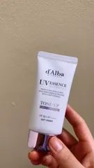 Ảnh đánh giá Kem chống nắng nâng tone d'Alba Waterfull Tone-Up Purple Correcting