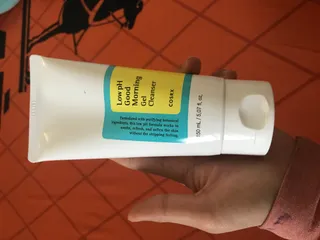 Ảnh đánh giá Sữa Rửa Mặt Cosrx Low pH Good Morning Gel Cleanser 150ml - Gel Chăm Sóc Da Dịu Nhẹ, Phù Hợp Mọi Loại Da, Chứa BHA và Tràm Trà