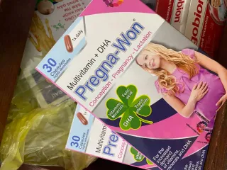 Ảnh đánh giá Viên uống Pregna-Won Multivitamin + DHA cho bà bầu - hỗ trợ sức khỏe mẹ và bé, giảm rạn da, 30 viên chính hãng