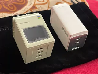 Ảnh đánh giá Củ Sạc Nhanh Chân Gập Shargeek Retro 67W Có LED - Thiết Kế Cổ Điển Hỗ Trợ PD và QC, Tích Hợp Chế Độ Bảo Vệ Thông Minh