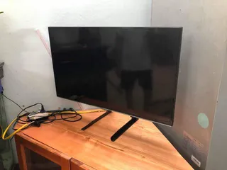 Ảnh đánh giá Chân Đế TV Để Bàn TV01 - Chân Đế Chắc Chắn Cho Tivi 24-40 Inch, Chất Liệu Thép, Thiết Kế Đẹp và Dễ Lắp Đặt