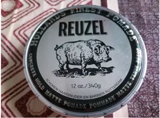 Ảnh đánh giá Sáp Vuốt Tóc Nam Reuzel Concrete Hold Matte Pomade - Độ Giữ Kiểu Cao, Dễ Tạo Kiểu, Hương Cola Vani, Kết Cấu Tóc Đẹp 113g
