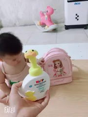 Ảnh đánh giá Sữa Tắm Hipp Waschschaum Sensitiv Babysanft 250ml - Dành Cho Bé Sơ Sinh, Chiết Xuất Tự Nhiên, Không Cay Mắt, Dịu Nhẹ, Làm Mềm Da
