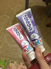 Ảnh đánh giá Kem Đánh Răng Trẻ Em Kao Kids Nhật Bản - Vị Trái Cây Ngọt Ngào, Ngừa Sâu Răng, Giúp Răng Chắc Khỏe, Thiết Kế Vui Nhộn 70g