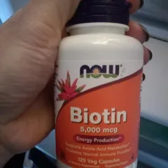 Ảnh đánh giá Viên uống hỗ trợ mọc tóc NOW Foods Biotin 5000mcg - Tăng cường sức khỏe tóc, giúp tóc chắc khỏe và dày hơn, sản phẩm chính hãng Mỹ.