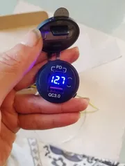 Ảnh đánh giá Tẩu Sạc Nhanh 67W Cho Xe Máy & Ô Tô - Cổng USB & Type-C, Tích Hợp Nút On/Off, Sạc Nhanh Chất Lượng Cao, Đèn LED Hiển Thị