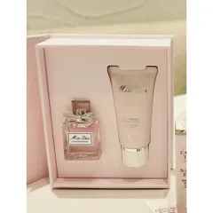 Set Nước Hoa Nữ Miss Dior Blooming Bouquet Mini 5ml và Lotion Milk 20ml - Hương Hoa Dịu Dàng, Quà Tặng Tuyệt Vời Cho Phái Đẹp