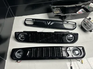 Đồ Chơi Vinfast VF3 Mẫu Ca Lăng Jeep Mix Với Đèn Tròn - Phụ Kiện Nâng Cấp Ô Tô Độc Đáo, Tăng Cường Thẩm Mỹ và An Toàn
