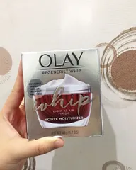 Kem Dưỡng Ban Đêm Olay Regenerist Whip - Kem Dưỡng Lão Hóa 48g Giúp Làm Mềm Da và Cải Thiện Nét Đẹp Tự Nhiên