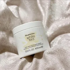 Dưỡng thể Elizabeth Arden White Tea 400ml – mềm mịn, thư giãn