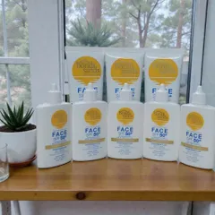 Kem Chống Nắng Bondi Sands SPF 50+ - Kết Cấu Nhẹ, Đều Màu Da, Phù Hợp Hoạt Động Ngoài Trời - Chống Nắng Dài Giờ