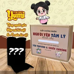 Hộp Mù Bí Mật Yumi - Quà Tặng Gồm 6-9 Món Ăn Vặt Bất Ngờ Cho Ngày Kỉ Niệm Các Cặp Đôi