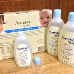 Sữa tắm gội Aveeno Baby Daily Moisture 532ml – làm sạch dịu nhẹ cho bé