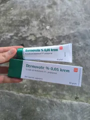 Kem Dermovate 0.05% - Tuýp 50g Chuyên Viêm Da Vảy Nến tổ đỉa á sừng Hàng Chính Hãng Thổ Nhĩ Kỳ