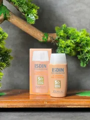 Kem Chống Nắng Có Màu ISDIN Fusion Water Magic Medium SPF50 50ml