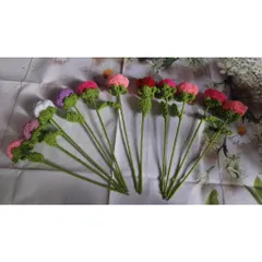 Hoa hồng mini len dùng trang trí bàn làm việc, làm quà tặng