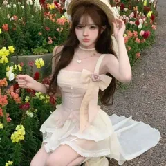 Áo hai dây hồng bèo đính nơ hoa ngọt ngào
