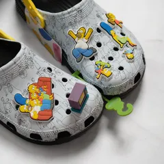 Giày, Dép Sục Nam CROCS x The Simpson (P128354)