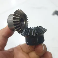 bánh răng góc 90 độ trục phi 8 10 12 15 18 20 chế bộ truyền động vuông góc
