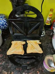 Ảnh đánh giá Máy Nướng Kẹp Bánh Tiross TS-513 Đen - 3 Chức Năng Nướng Sandwich, Waffle, Pate - Dễ Sử Dụng, Chống Dính, Công Suất 750W