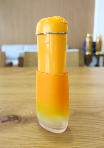Máy Tăm Nước Cầm Tay Roaman Mini 8 - Thiết Kế Nhỏ Gọn, 4 Đầu Tăm, 3 Chế Độ Hoạt Động, Dễ Dàng Mang Theo, Sạch Sâu Khó Với Tụ Bám Răng