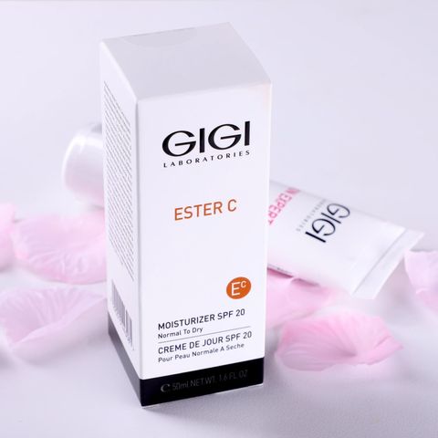 Kem Dưỡng Ẩm Ban Ngày Gigi Ester C Moisturizer SPF20 Cho Da Thường Đến Khô - Cung Cấp Độ Ẩm và Bảo Vệ Da Tốt Nhất