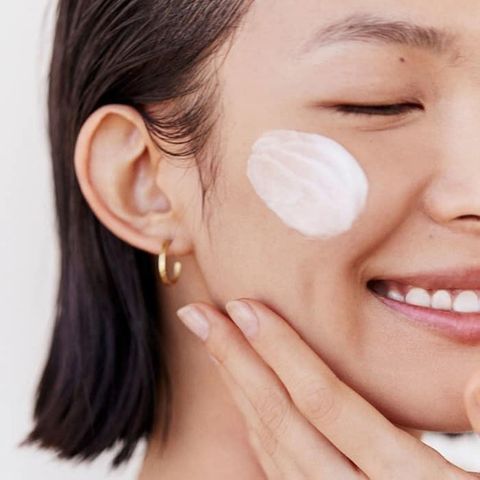 Kem Dưỡng Ẩm Fresh Rose Deep Hydration Face Cream 50ml - Cấp ẩm tự nhiên, Làm mềm da, Duy trì độ ẩm, Dưỡng ẩm sâu cho da mặt