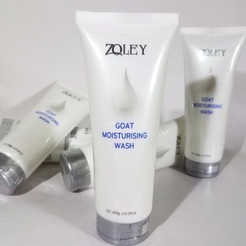 Sữa Tắm Zoley Goat 400g - Sản Phẩm Dưỡng Ẩm Da Từ Tinh Chất Sữa Dê, Giúp Da Sáng Khỏe Mịn Màng và Thoáng Sạch