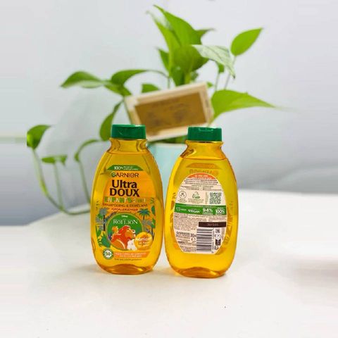 Dầu Gội Trẻ Em Garnier Ultra Doux 600ml - Dầu Gội & Démêlant Không Cay Mắt, Giúp Tóc Mềm Mượt, Dễ Chải Cho Trẻ Từ 3 Tuổi