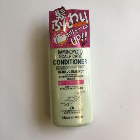 Dầu xả Kaminomoto 300ml Nhật Bản - Chăm sóc tóc khỏe mạnh, mượt mà và bảo vệ khỏi hư tổn
