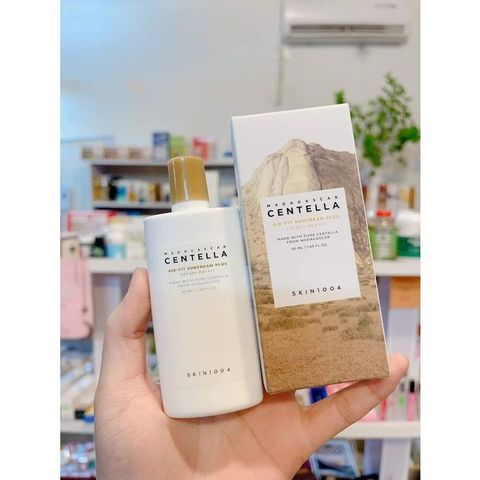 Kem Chống Nắng Skin1004 Madagascar Centella Air Fit Suncream SPF50+ - Bảo Vệ Da Tối Ưu, Dưỡng Ẩm, Phù Hợp Mọi Loại Da