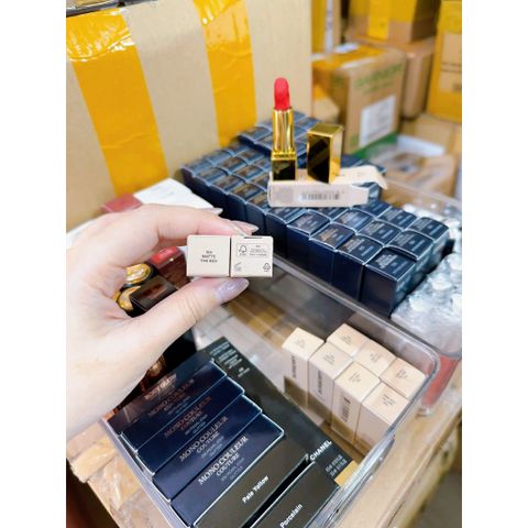Son Burberry Kisses Matte 1g Màu 106 The Red - Son Môi Đỏ Tươi Sang Trọng, Dưỡng Ẩm, Thích Hợp Mọi Lứa Tuổi
