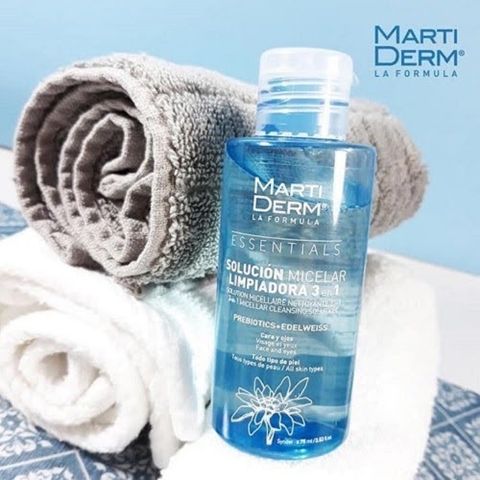 Nước Tẩy Trang MartiDerm Essentials 3 Trong 1 300ml - Làm Sạch Sâu, Cấp Ẩm, Phù Hợp Với Da Nhạy Cảm và Da Dầu