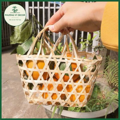 Giỏ Tre Nhỏ Xinh cho Bé - Làn Đi Chợ An Toàn và Phụ Kiện Chụp Ảnh Áo Dài Độc Đáo cho Trẻ Em Dưới 5 Tuổi