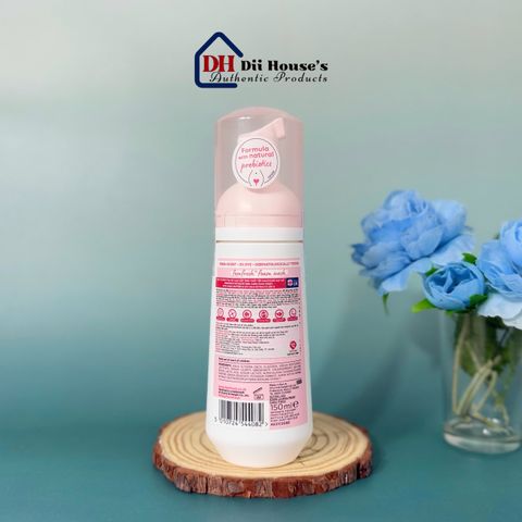 Bọt Vệ Sinh Phụ Nữ Femfresh Foam Wash 150ml - Sạch Dịu Nhẹ, Hỗ Trợ Cân Bằng Vi Sinh Vùng Kín, Bảo Vệ Gấp 3 Lần
