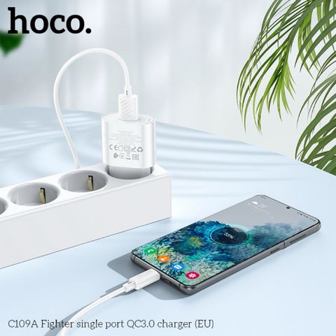 Cốc Sạc Nhanh Hoco C109A - 1 Cổng USB PD18W QC3.0 Chân Cắm Chuẩn EU, Chất Liệu PC Cao Cấp, Thiết Kế Tiện Lợi cho Điện Thoại