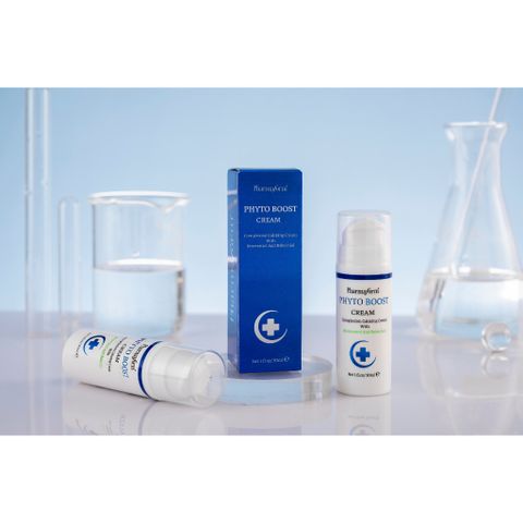Kem Dưỡng Chống Lão Hóa Và Phục Hồi Hàng Rào Bảo Vệ Da Pharmaform Phyto Boost Cream 30ml