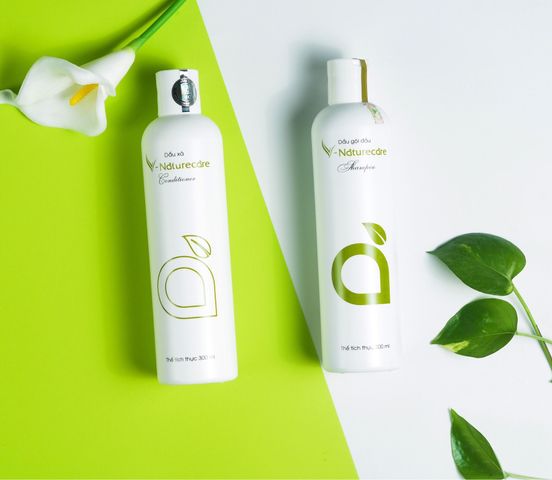 Dầu Xả Thảo Dược V-Naturecare Organic - Giúp Sạch Gàu, Mượt Tóc, Kích Thích Mọc Tóc, An Toàn Cho Gia Đình, Hương Thơm Tự Nhiên