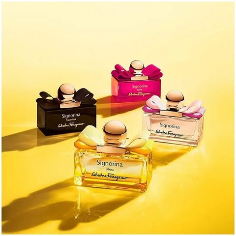 Bộ Nước Hoa Salvatore Ferragamo Signorina Mini Set 4x5ml - Hương Thơm Quyến Rũ (Edp & Edt) - Quà Tặng Sang Trọng