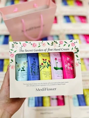 Kem dưỡng mềm da tay Medi’ Flower Hand Cream 50g Hàn Quốc (hàng chính hãng _ lấy ngẫu nhiên)  356571