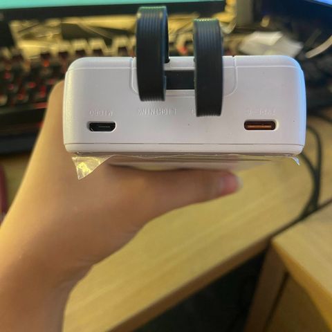 Sạc Dự Phòng POWER BANK FAST 20.000mAh - Sạc Nhanh 22.5W Có Màn Hình LED - Dung Lượng Lớn Tiện Lợi Cho Du Lịch & Công Việc