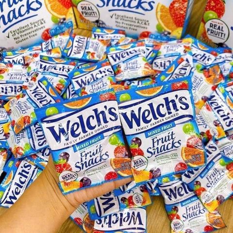 Hộp Kẹo Dẻo Trái Cây Welch's Fruit Snacks - Nguyên Liệu Tự Nhiên Giàu Vitamin, Vị Dâu, Cherry, Chanh, Thơm, Táo, Cam, Snack Lành Mạnh 90 Gói
