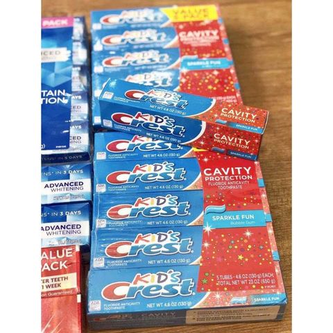 Kem Đánh Răng Trẻ Em Crest Kids 130g - Hương Vị Trái Cây Ngọt Ngào, Chống Sâu Răng An Toàn Cho Bé Trên 2 Tuổi
