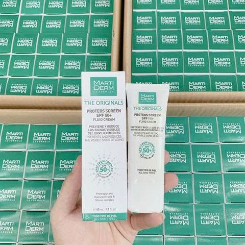 Kem Chống Nắng Marti Derm SPF50+ 50ml - Bảo Vệ Da Toàn Diện, Dưỡng Da, Chống Lão Hóa, Mịn Như Phủ Phấn, Dành Cho Mọi Loại Da