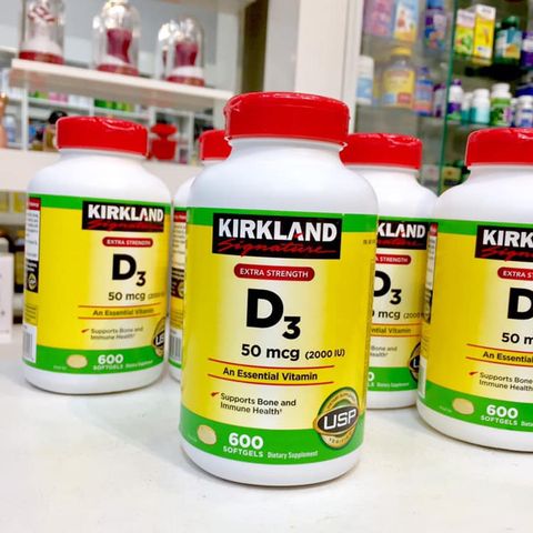 Viên uống Kirkland Vitamin D3 50mcg 600 viên – Tăng cường sức khỏe xương và răng, hỗ trợ hấp thụ canxi hiệu quả